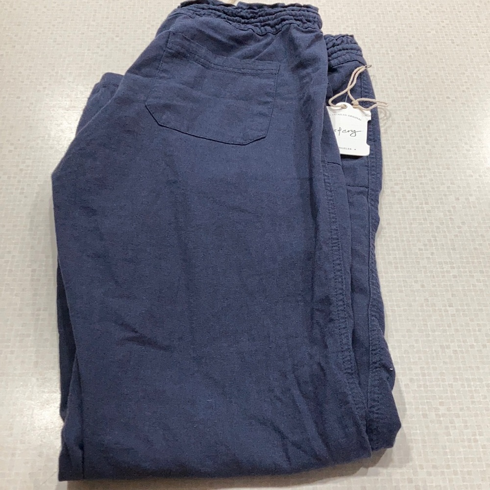 New navy linen pants. Comfortable and light weight. Size L